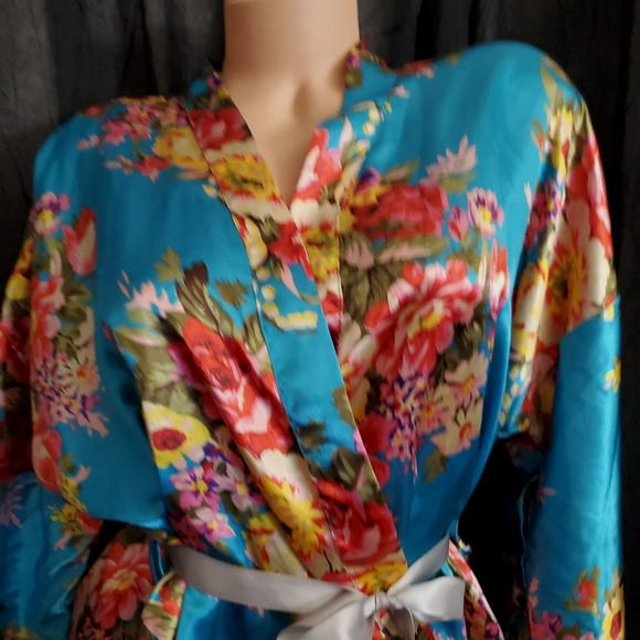 GLOSSY SATIN KIMONO Turquoise Blue Floral Robe Side Pockets WOMEN'S MEDIUM - Picture 2 of 7
